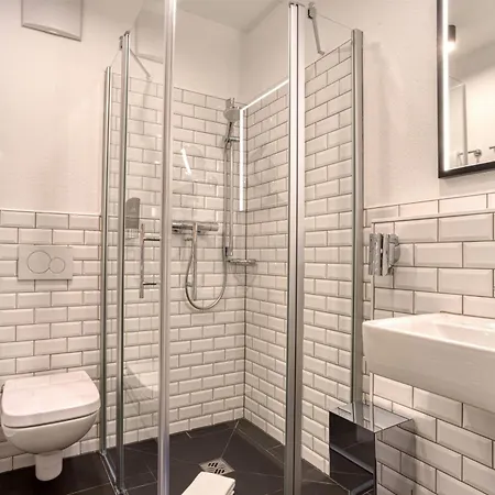 Vienna House Easy By Wyndham 3*