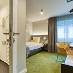 Отель Vienna House Easy By Wyndham