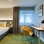 Vienna House Easy By Wyndham Отель