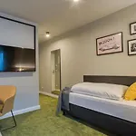 Vienna House Easy By Wyndham Otel