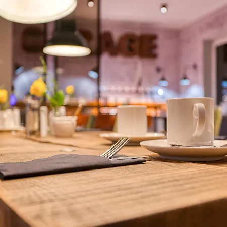 Hotel Vienna House Easy By Wyndham 3*