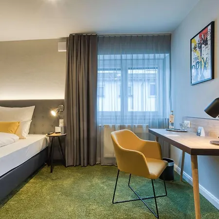 Hotel Vienna House Easy By Wyndham 3*