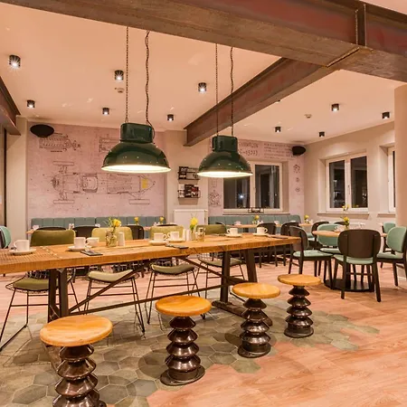 Hotel Vienna House Easy By Wyndham 3*