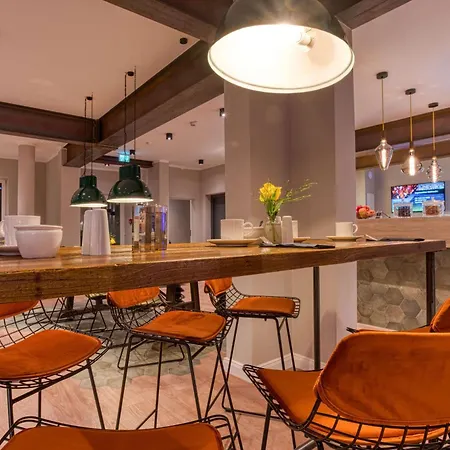 Vienna House Easy By Wyndham Hotel 3*