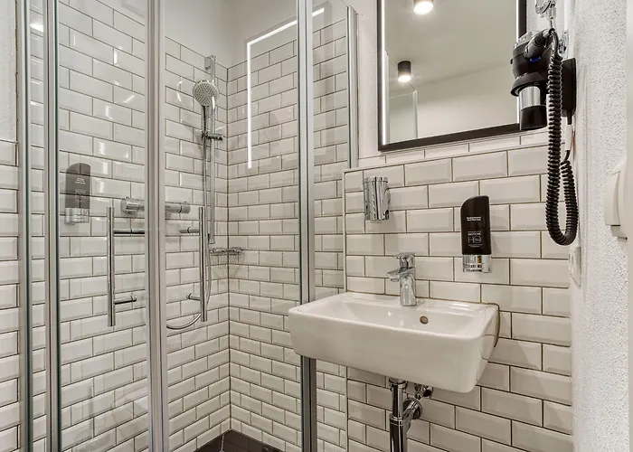 Vienna House Easy By Wyndham Otel